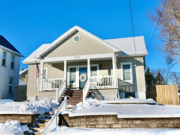 217 State St, Dubuque, IA 52003