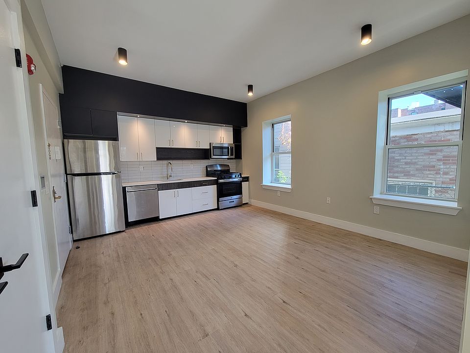 1st image of 502 William St #101C