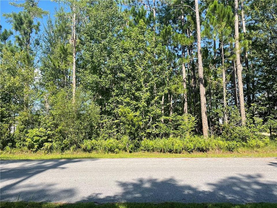 1st image of 61 Hillery Lake Dr