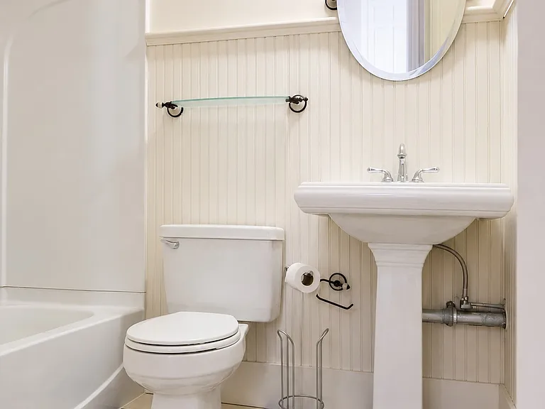 263 Pleasant St #1 — Photo 1
