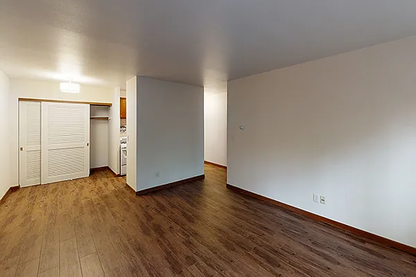 2545 N. Frederick Ave. — Photo 4