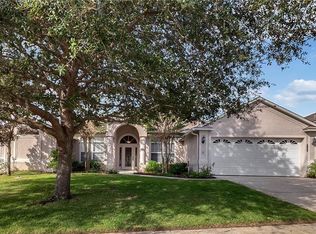 407 Regatta Dr, Groveland, FL 34736