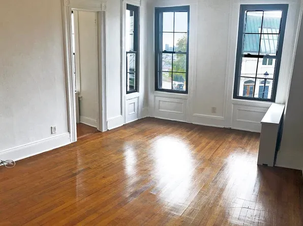 110 18th St #2, Union City, NJ 07087