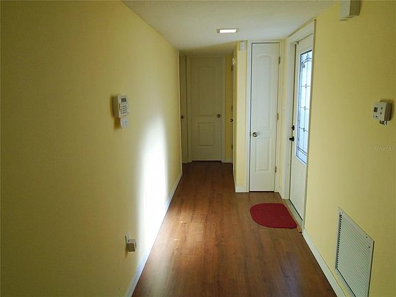4th image of 626 Avery Ln