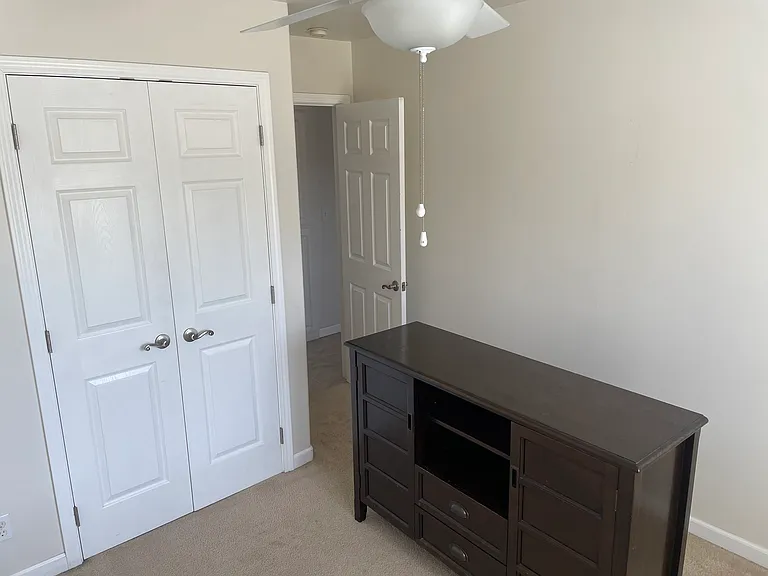1298 Roxy Ave — Photo 12