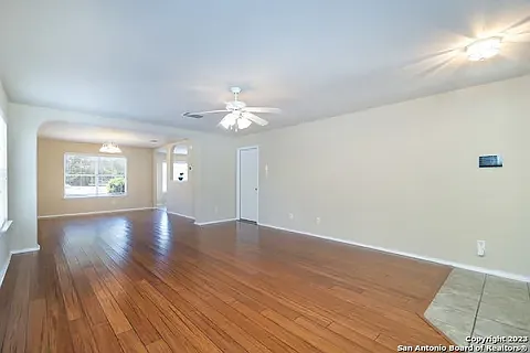215 Redbird Cir — Photo 5
