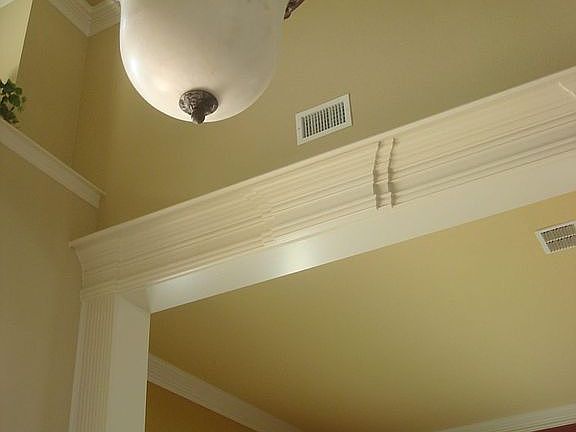 22' ceiling entry to formals