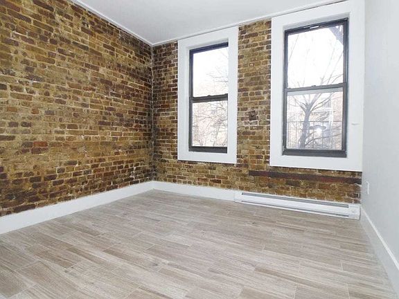 5th image of 3138 34th St APT 2F