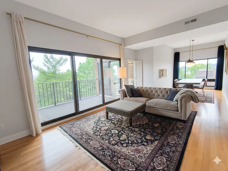 110 Roberts Ln #401 — Photo 4