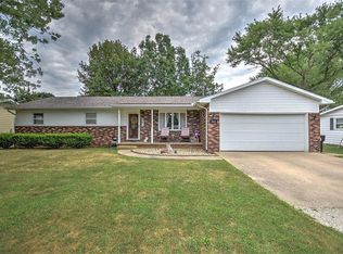 433 W Carter, Cerro Gordo, IL 61818