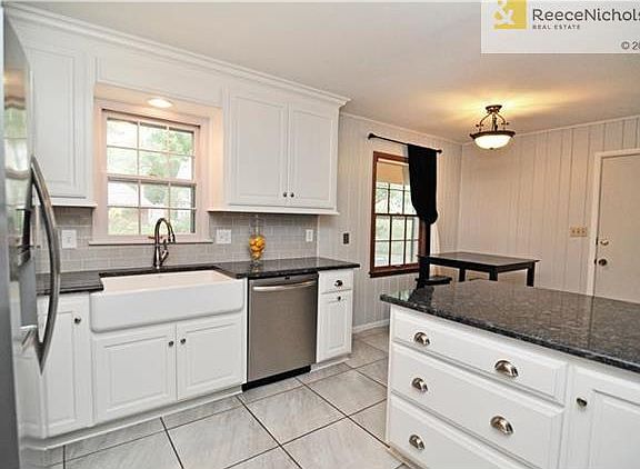 5th image of 9244 Somerset Dr