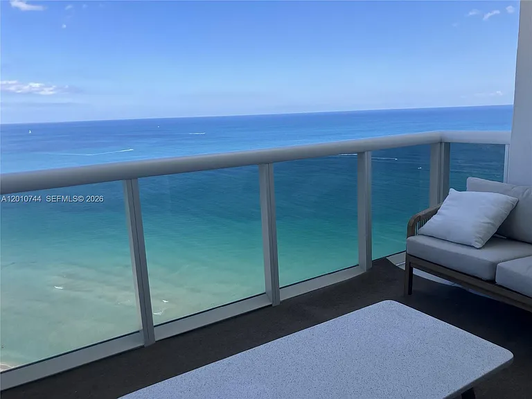 18201 Collins Ave #3708 — Photo 2