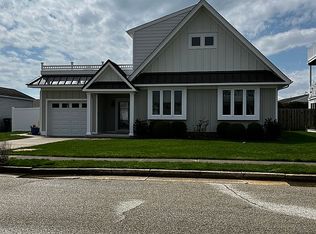 10 Ocean Dr E, Brigantine, NJ 08203