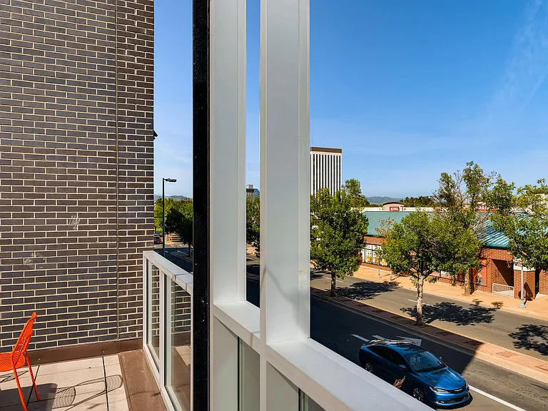Broadway Lofts | Englewood, CO Apartments