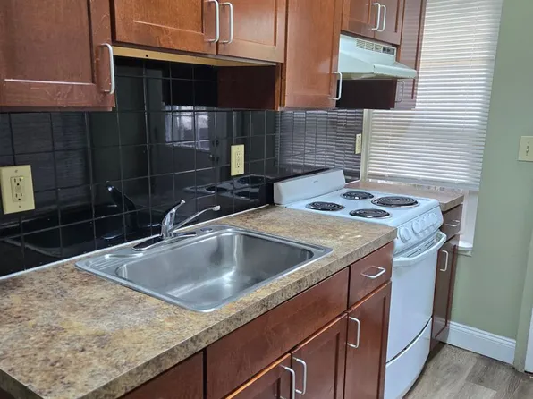 409 N Refwal St, Allentown, PA 18102
