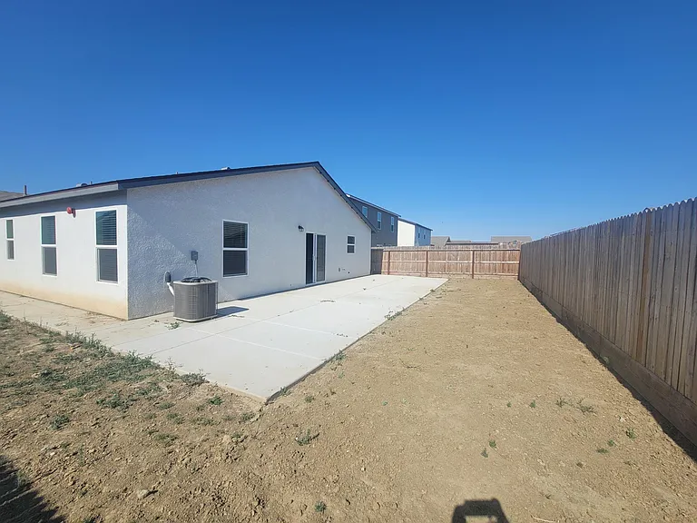 2272 Malkin Ct — Photo 14
