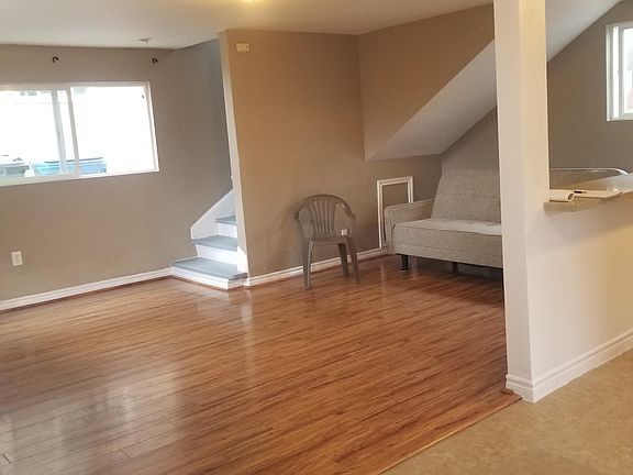 Downsrairs- Living room open concept (furniture not included)