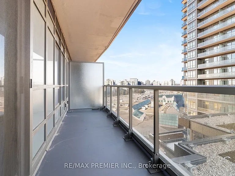 30 Upper Mall Way #909 — Photo 27