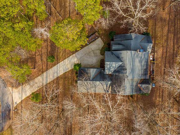 2nd image of 1021 Kakie Pl