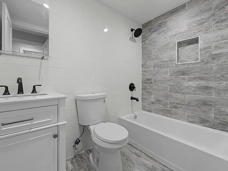 238 Wyona St #2 — Photo 6
