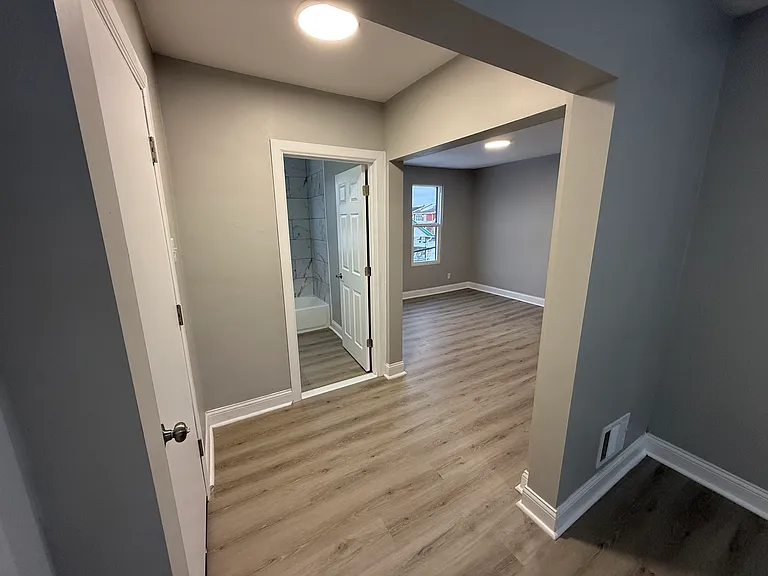 7430 Alaska St — Photo 3