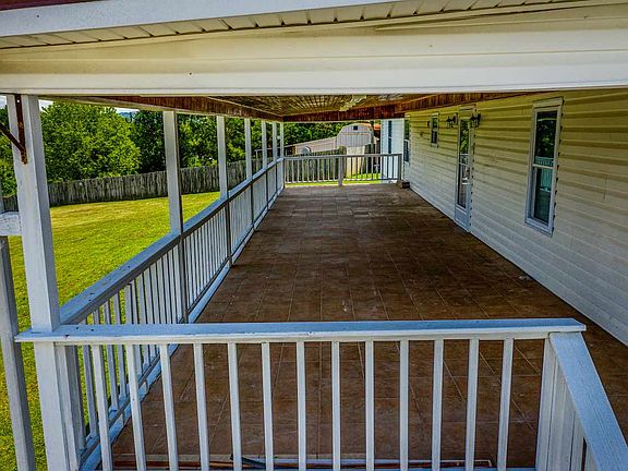 5th image of 211 Klepper Dr