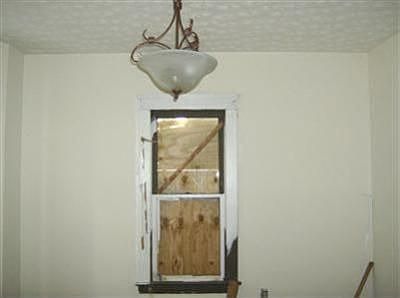 5th image of 3245 Broadway