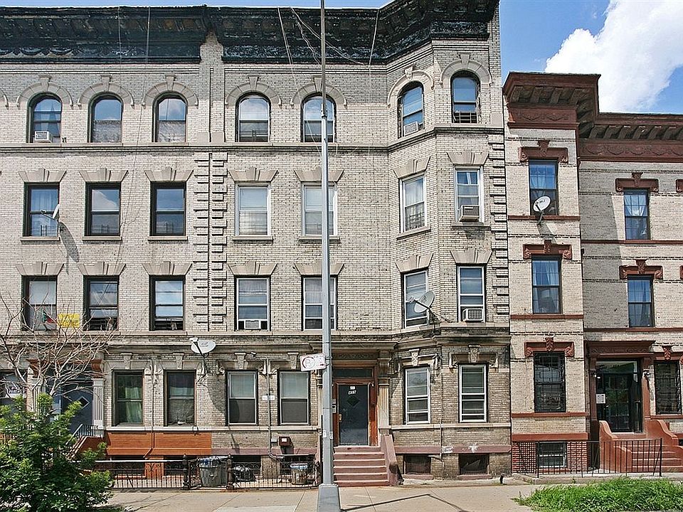 1st image of 459 Chauncey St