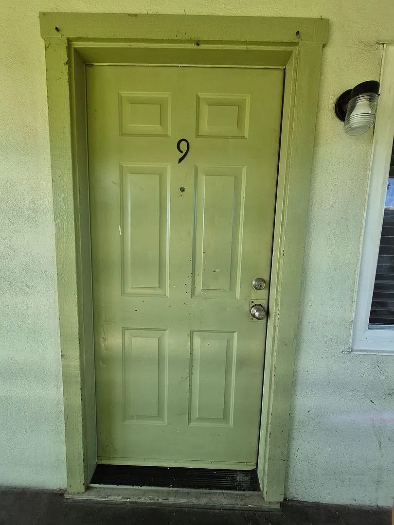 Del Paso Manor — Photo 2