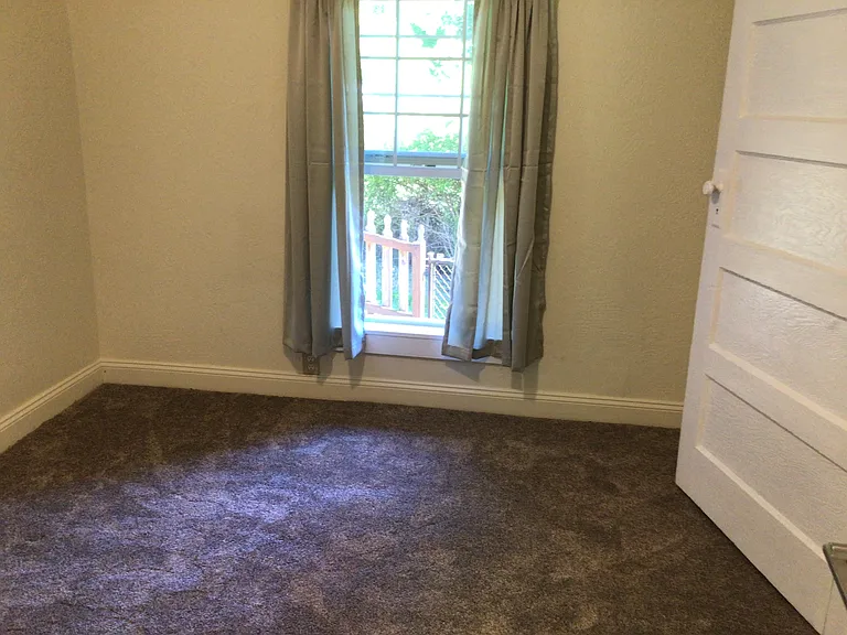 Small den