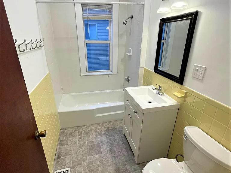 122 Beech St #2 — Photo 6
