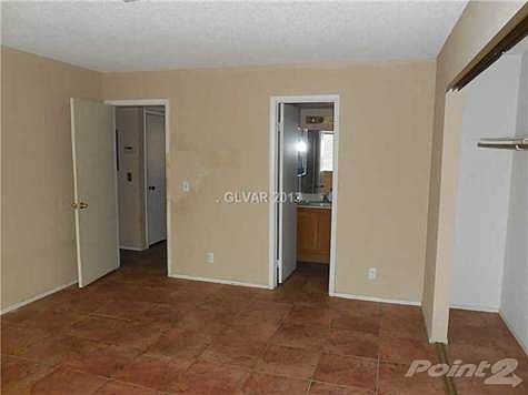5th image of 901 Boulder Springs Dr Unit 101