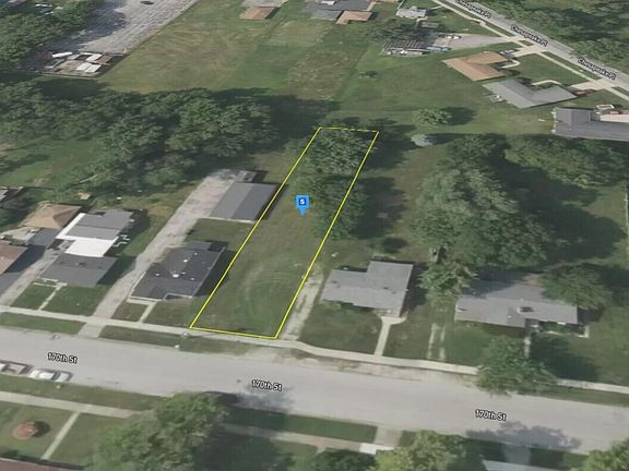 3rd image of 1323 170th St