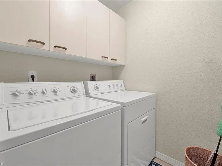 386 Emerald Bay Cir #G4 — Photo 16