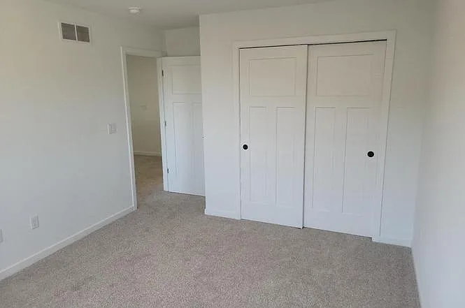 4890 Romaine Rd — Photo 11