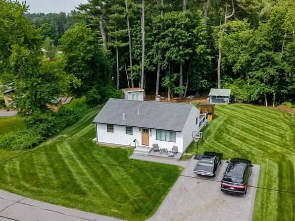 39 Fernbrook Rd, Northborough, MA 01532