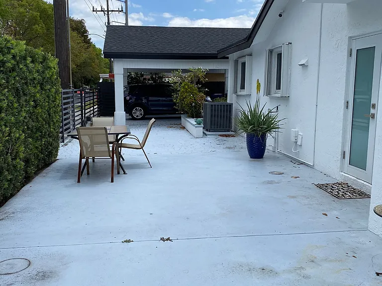 403 SW 89th Pl — Photo 32