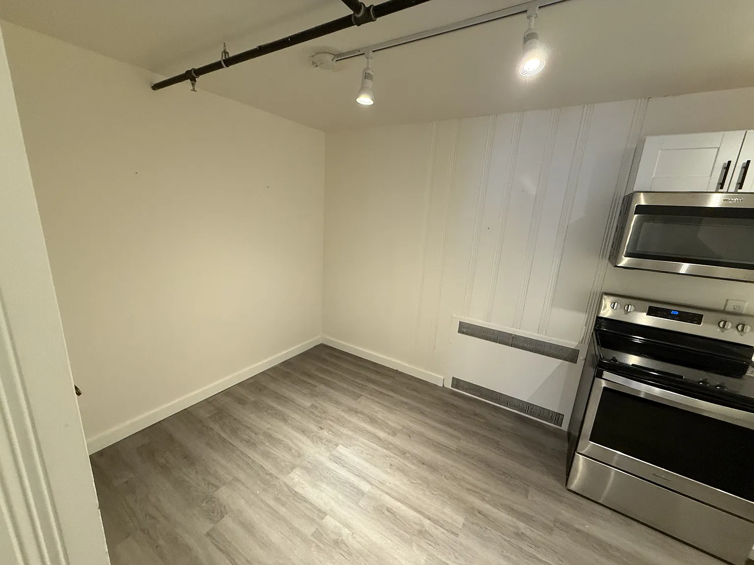 1012 8th Street - 1 — Photo 3