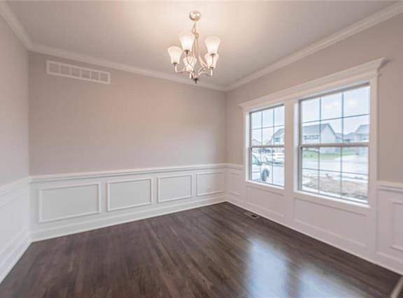 4th image of 10021 N Lawn Ave