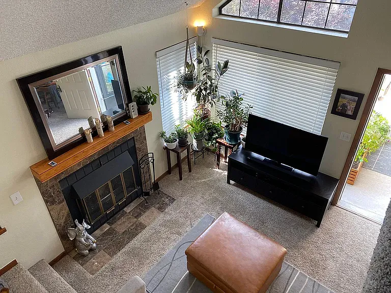 5902 Gunbarrel Ave #E — Photo 2