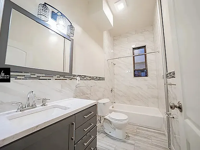 853 Putnam Ave #1 — Photo 14