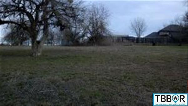 2nd image of 225 Riverview Dr