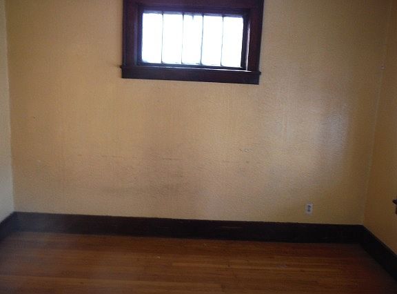 5th image of 2304 Hodges Ave