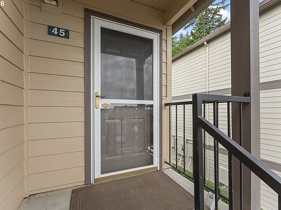 2nd image of 20915 Fawn Ct APT 45