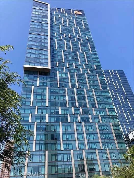 1st image of 889 Francisco St Unit 902