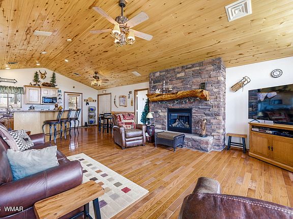 5th image of 3650 Pine Rim Dr