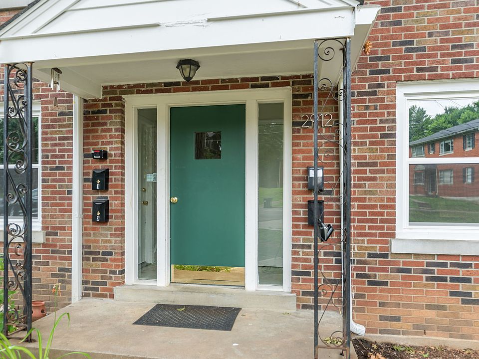 11-web-or-mls-2912 Moran Pl-11_07212023