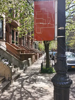 Sold by Douglas Elliman | media 21