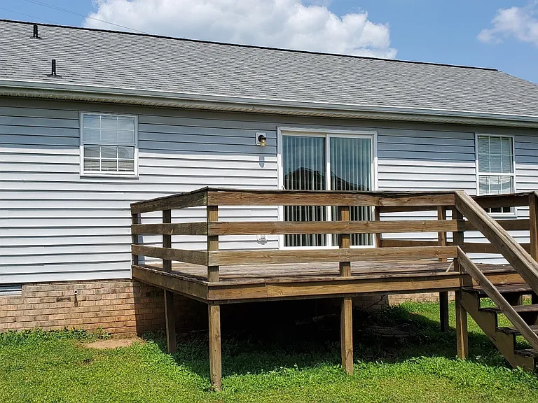 610 N Greenwood Ext — Photo 2