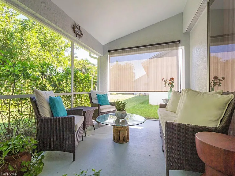 7709 Citrus Hill Ln — Photo 9